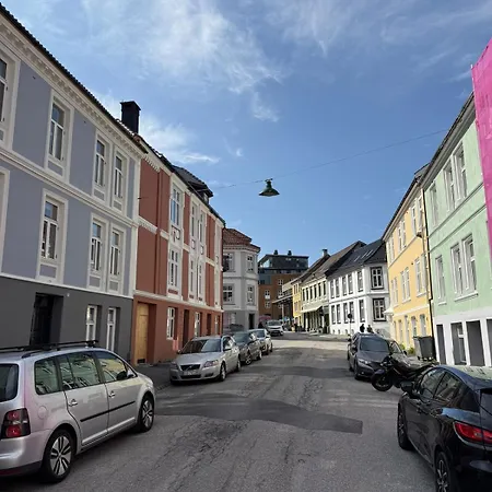 Newly Renovated In A Classic Building Leilighet Bergen