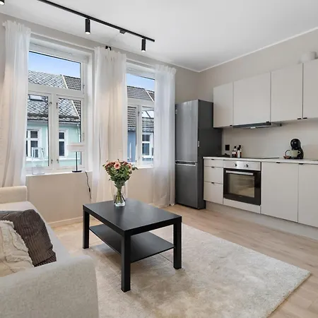 Newly Renovated In A Classic Building *