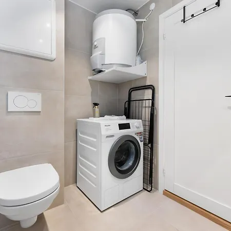 Newly Renovated In A Classic Building * Берген