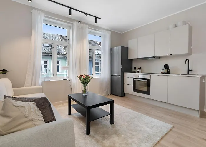 Newly Renovated In A Classic Building *